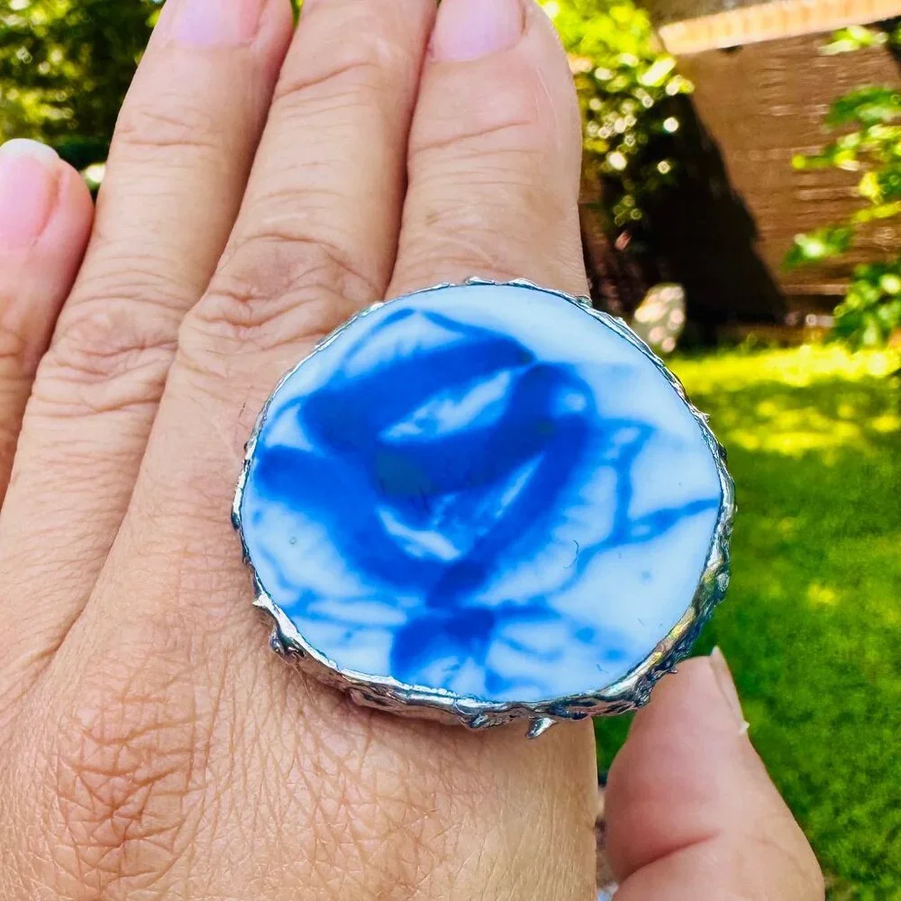 Artisan Silver & Blue Willow China Statement Cocktail Rose Ring Size 9 - Picture 1 of 16